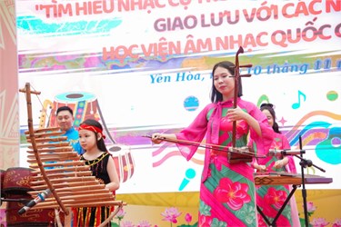 Âm nhạc truyền thống đến trường học